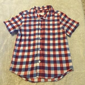 Boys size S (6-7) Cat & Jack short sleeve button up plaid shirt